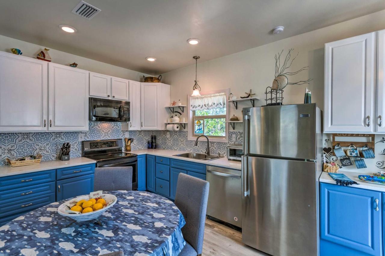 East Bay Vacation Rental With Dock! نافار المظهر الخارجي الصورة