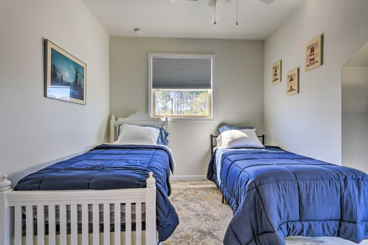 East Bay Vacation Rental With Dock! نافار المظهر الخارجي الصورة